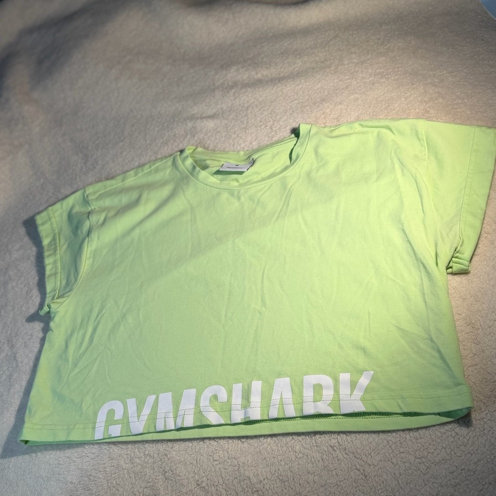 Gymshark Womens Lime Green Cropped Graphic Logo T-Shirt Size Medium